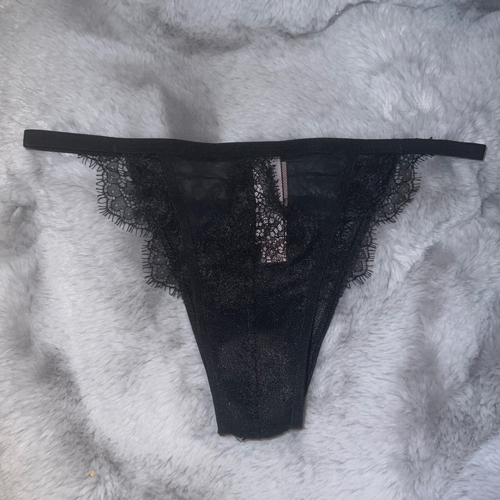 COPY - NWT vs panty XS and M